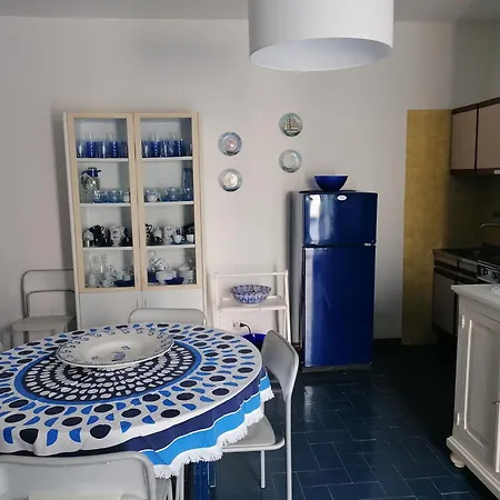 アパート La Casa Blu A Montalto Marina